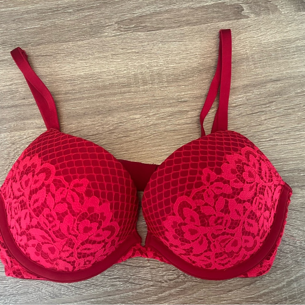 Victoria's Secret Very Sexy Push Up Lace Bra